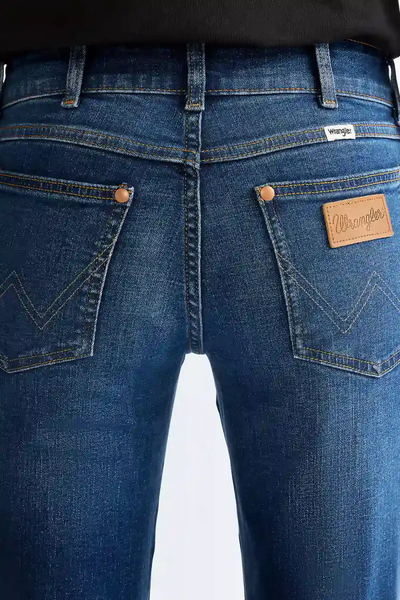 Low Rise Bold Boot Jeans, Canyon Crest
