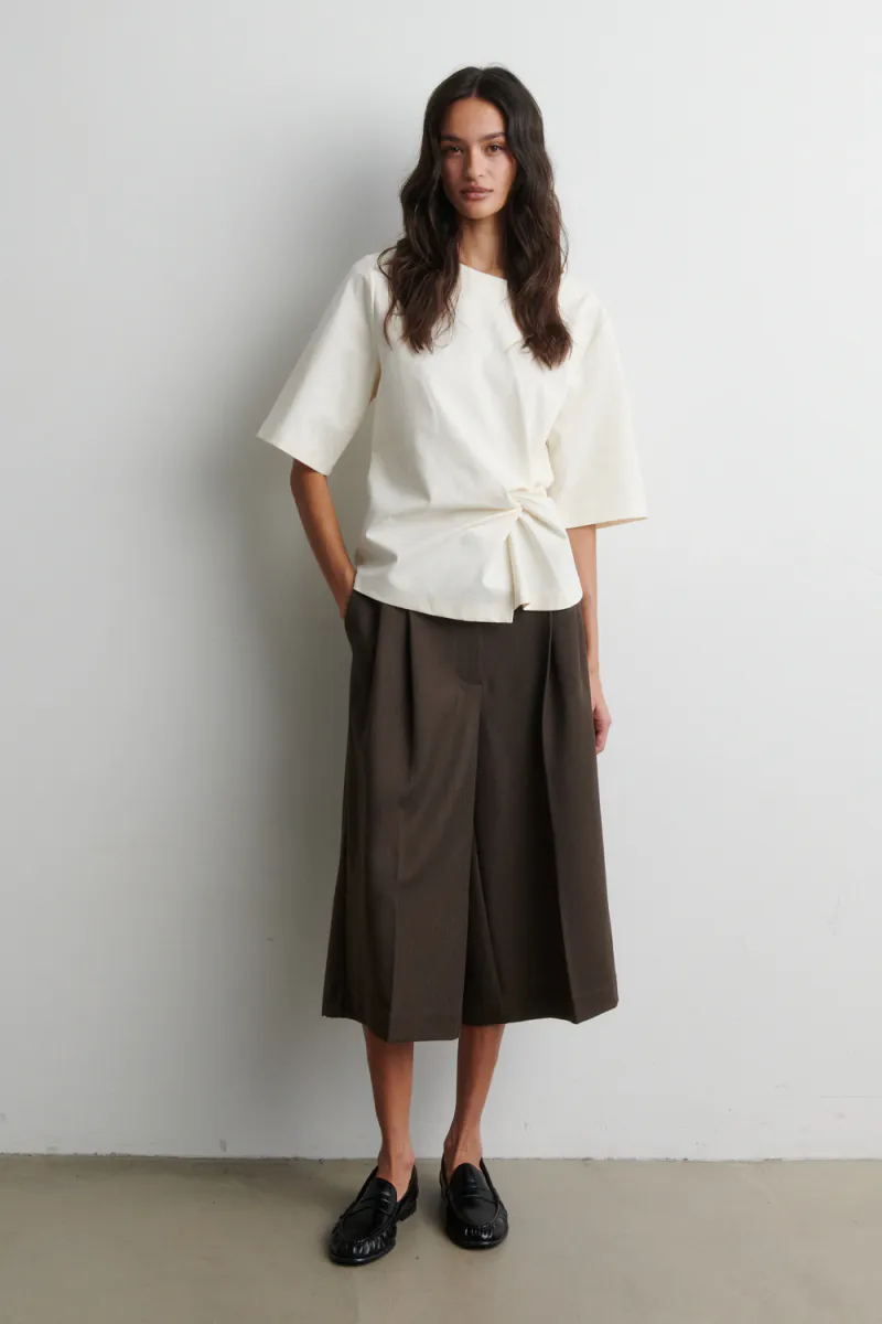Arkai Drape Tee, Eggnog