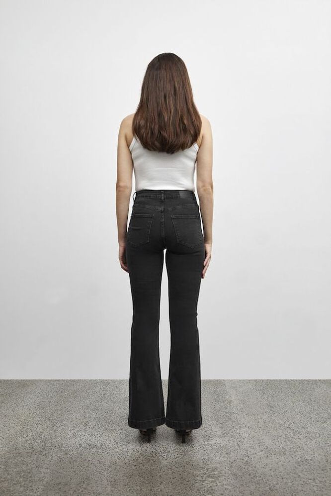 Becca UHW Bootcut Leg, Black Denim