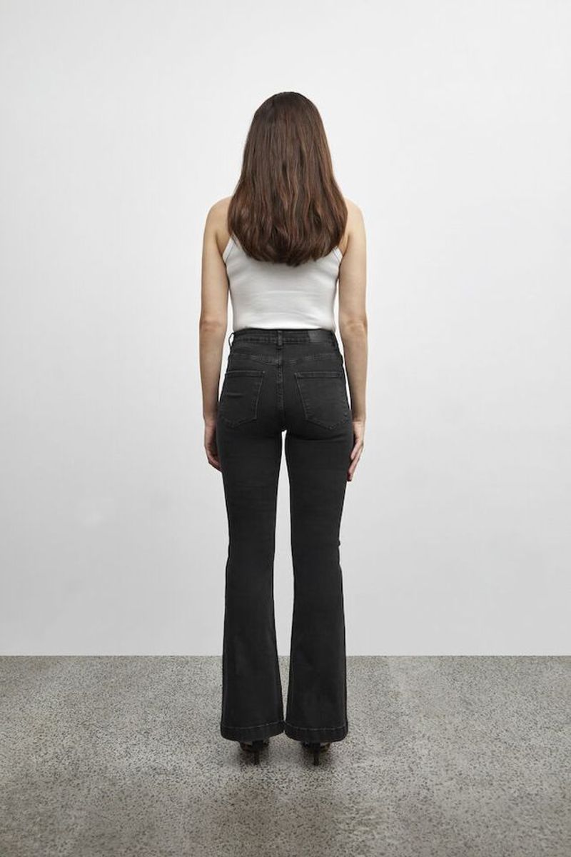 Becca UHW Bootcut Leg, Black Denim