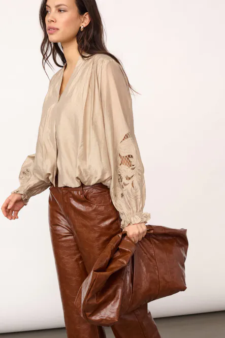 Hovedbilde Delin Balloon Emb Shirt, Mink
