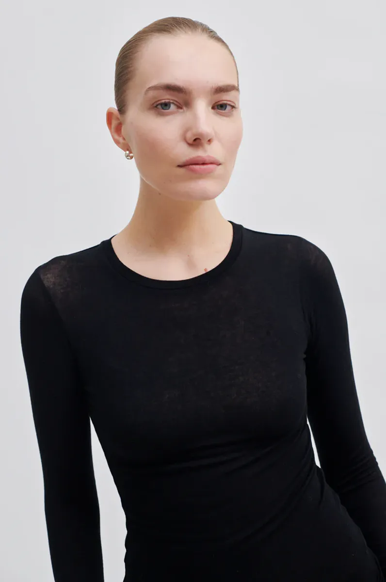 Matima O-Neck Tee, Black
