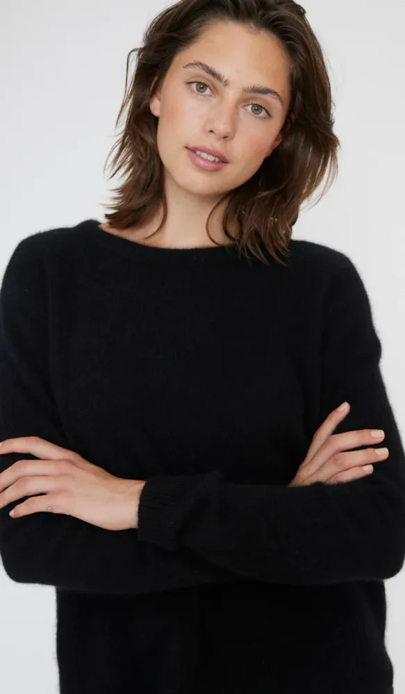 Joie, Black